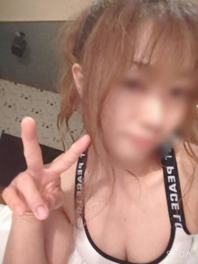 みか　「緊急体験」旦那がいない時だけ出勤