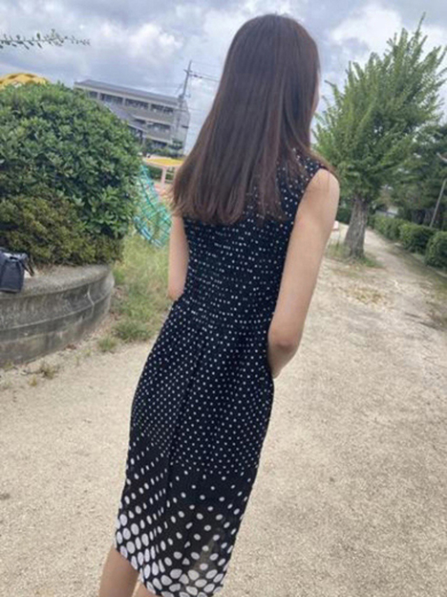 スレンダー・新人　ななこ（近所妻）
