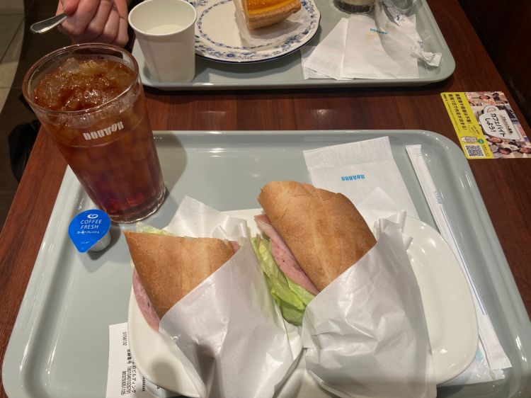 年金について話すM性感嬢達。