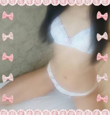 ちっパイ熟女じゃダメですか？♪