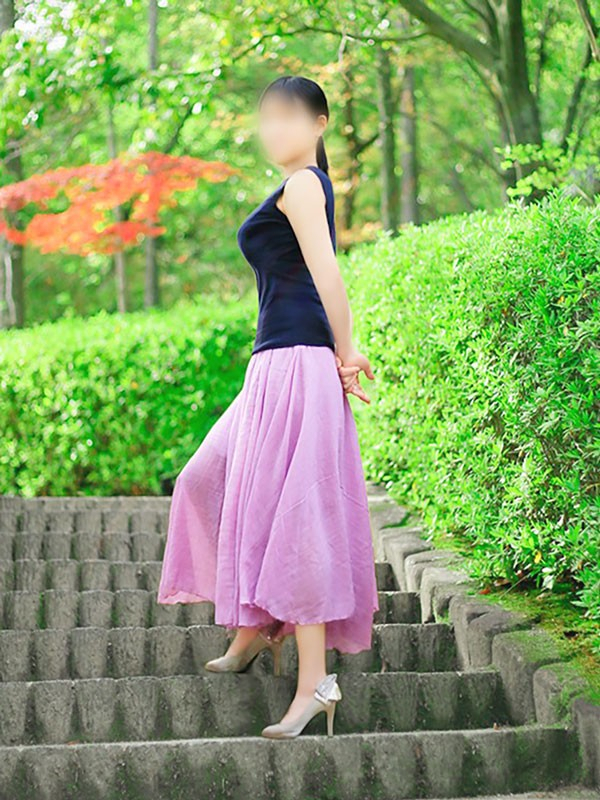 杉咲愛子（こあくまな人妻・熟女たち　東広島店　(KOAKUMAグループ)）