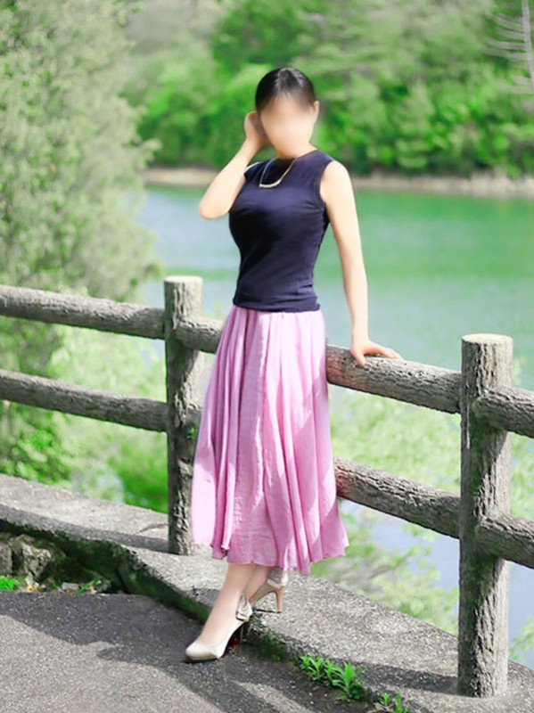 杉咲愛子（こあくまな人妻・熟女たち　東広島店　(KOAKUMAグループ)）