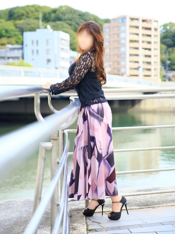 岩弘さやか（こあくまな人妻・熟女たち　東広島店　(KOAKUMAグループ)）