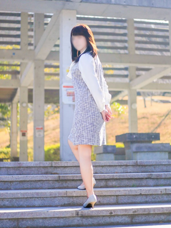 美波あかね(こあくまな人妻・熟女たち 東広島店 (KOAKUMAグループ))