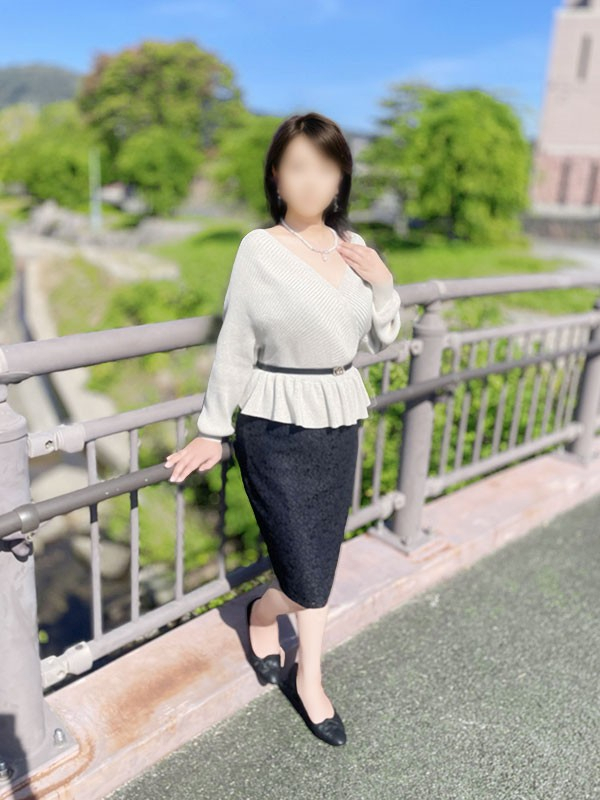 宮下楓（こあくまな人妻・熟女たち　東広島店　(KOAKUMAグループ)）