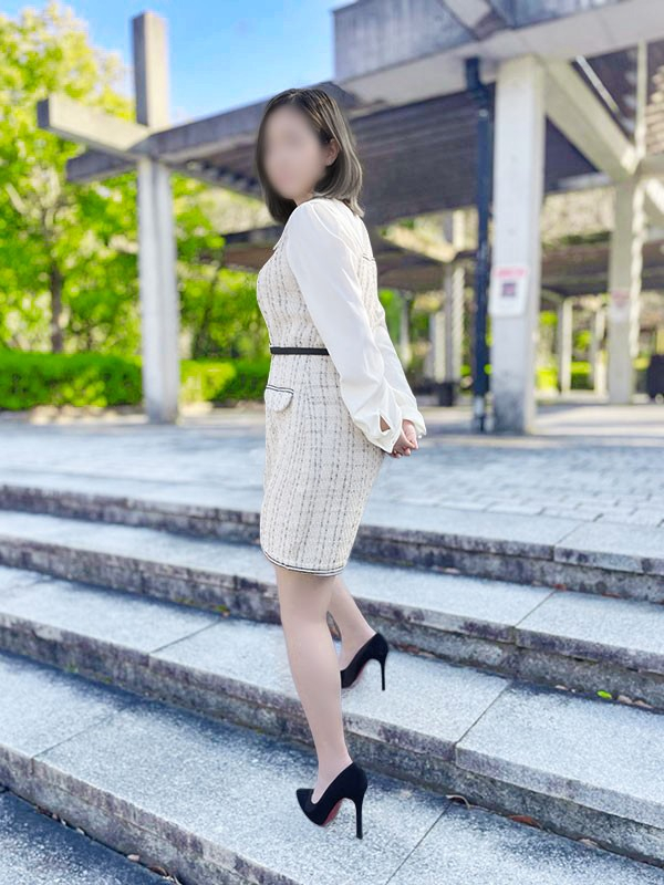 水城 雫（こあくまな人妻・熟女たち　東広島店　(KOAKUMAグループ)）