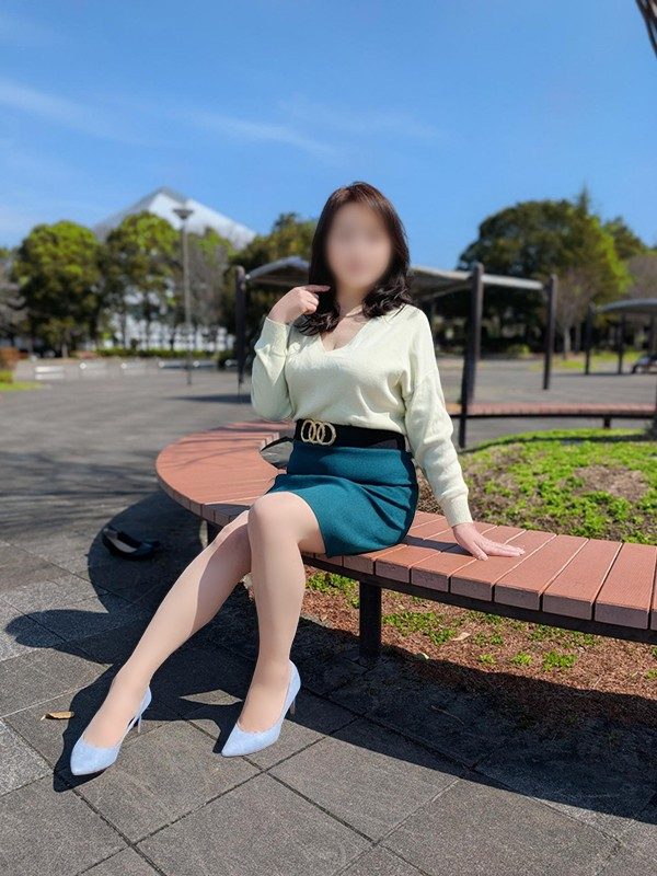 平野華（こあくまな人妻・熟女たち　東広島店　(KOAKUMAグループ)）