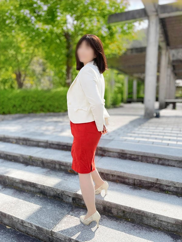 上田奈央(こあくまな人妻・熟女たち 東広島店 (KOAKUMAグループ))