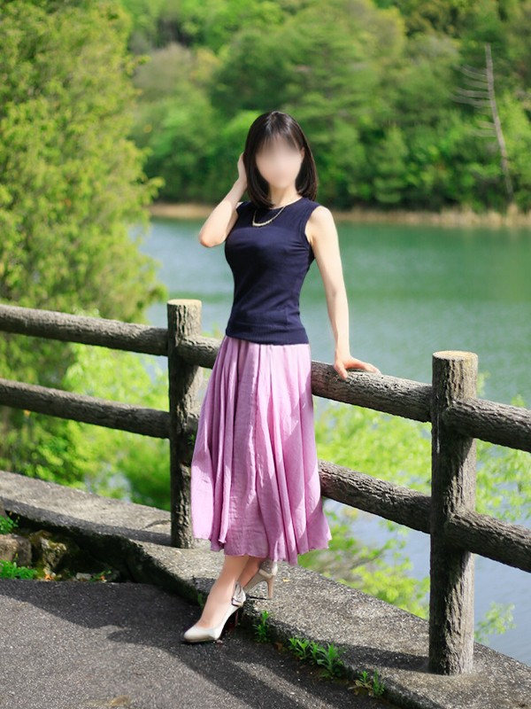 杉咲愛子（こあくまな人妻・熟女たち　東広島店　(KOAKUMAグループ)）