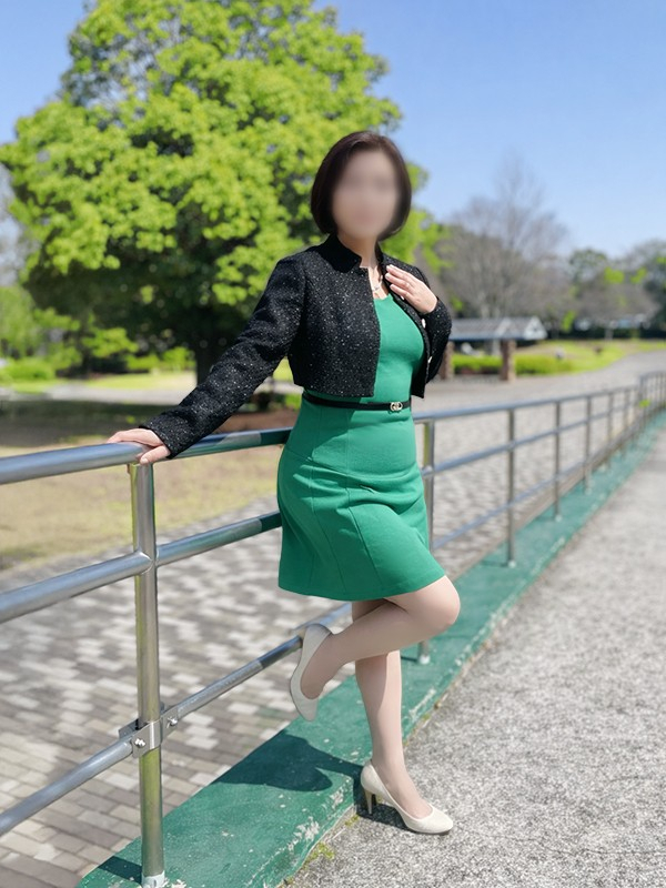 池上春香（こあくまな人妻・熟女たち　東広島店　(KOAKUMAグループ)）