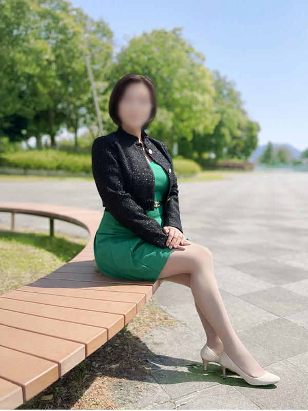 池上春香（こあくまな人妻・熟女たち　東広島店　(KOAKUMAグループ)）