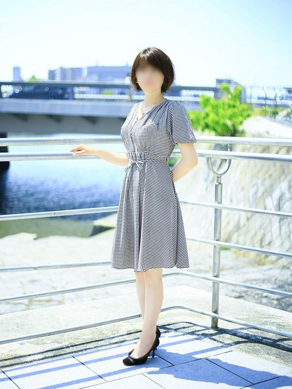 篠原ちさと（こあくまな人妻・熟女たち　東広島店　(KOAKUMAグループ)）