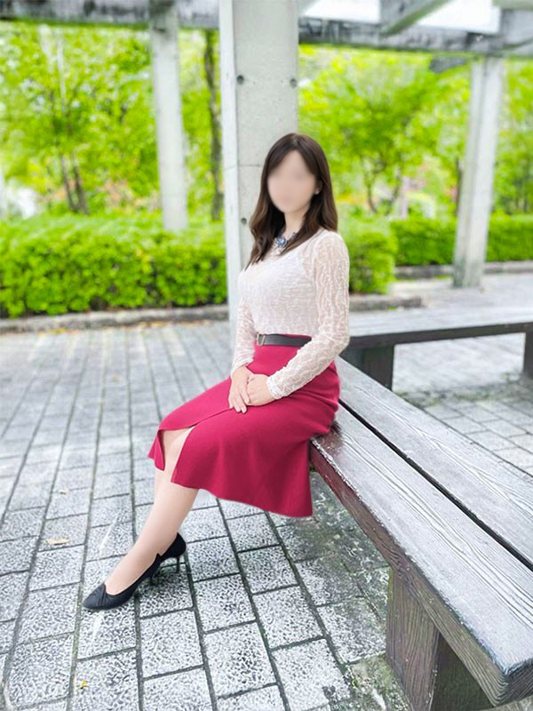 星島優（こあくまな人妻・熟女たち　東広島店　(KOAKUMAグループ)）