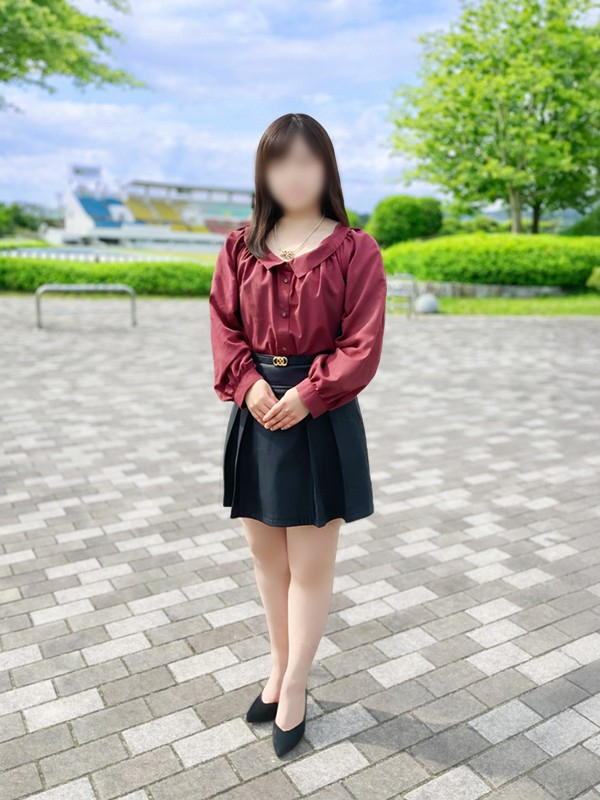 山岸まりな（こあくまな人妻・熟女たち　東広島店　(KOAKUMAグループ)）