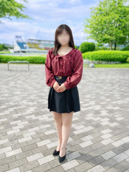 山岸まりな
