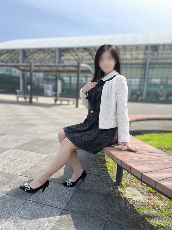 白石あかね（こあくまな人妻・熟女たち　東広島店　(KOAKUMAグループ)）