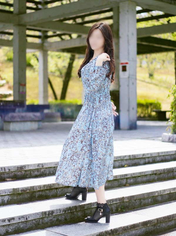 岩弘さやか（こあくまな人妻・熟女たち　東広島店　(KOAKUMAグループ)）