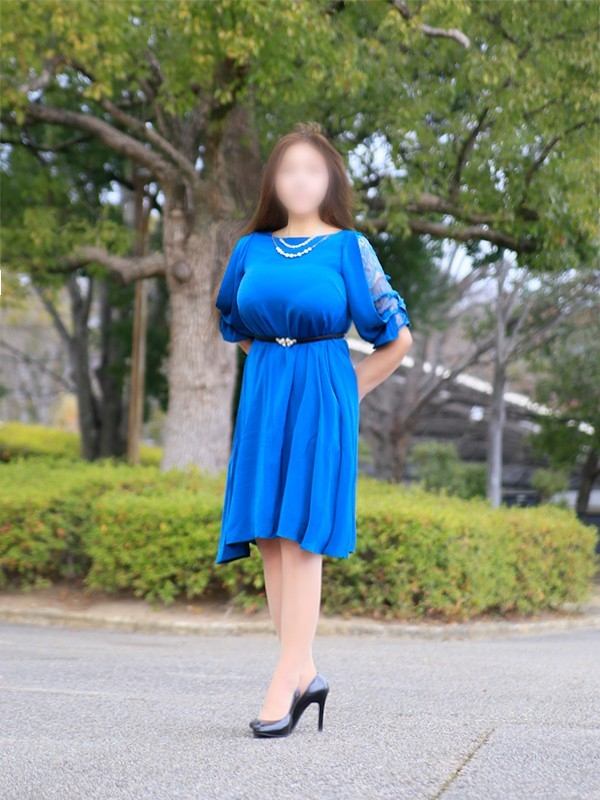 白鳥真理（こあくまな人妻・熟女たち　東広島店　(KOAKUMAグループ)）
