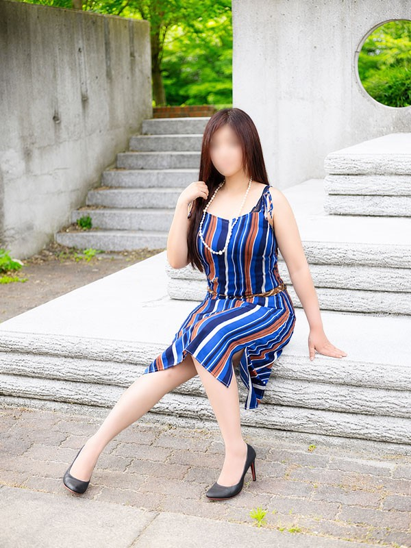 北岡里奈（こあくまな人妻・熟女たち　東広島店　(KOAKUMAグループ)）