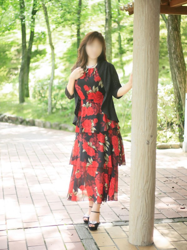 岩弘さやか（こあくまな人妻・熟女たち　東広島店　(KOAKUMAグループ)）