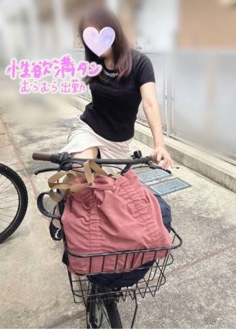 自転車に乗って^ ^   下にも写真あります