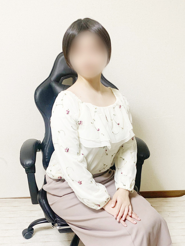 浜崎かりん（こあくまな熟女たち岩国店(KOAKUMA グループ)）