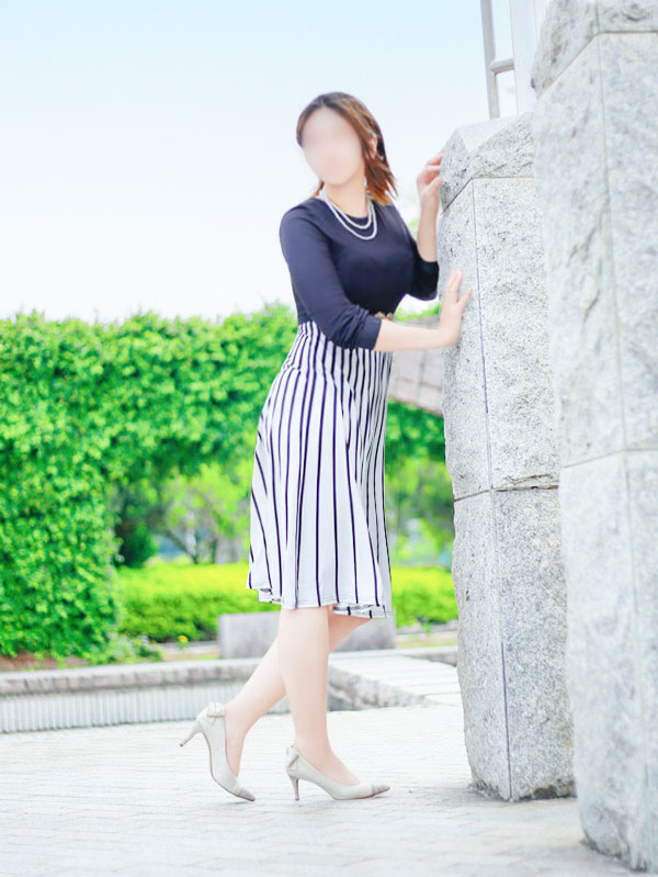 秋山 ゆき（こあくまな人妻・熟女たち倉敷店(KOAKUMAグループ)）