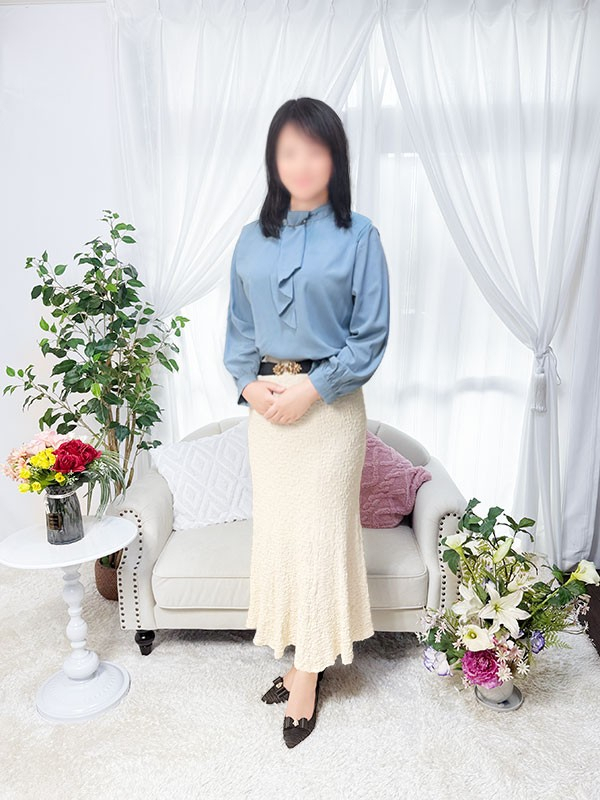綾瀬 しの（こあくまな人妻・熟女たち倉敷店(KOAKUMAグループ)）