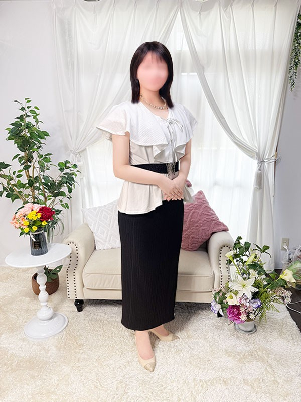朝日 ひなた（こあくまな人妻・熟女たち倉敷店(KOAKUMAグループ)）