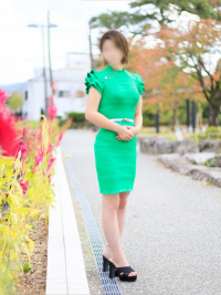 河西りな