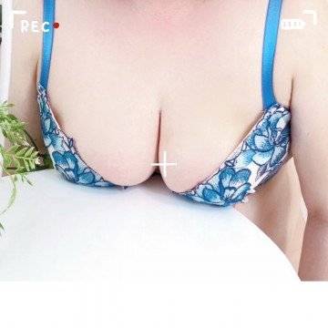 深野 せりな