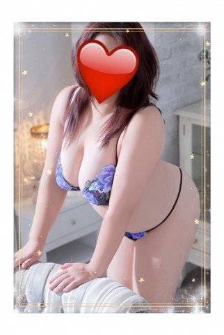 美鈴ありさ