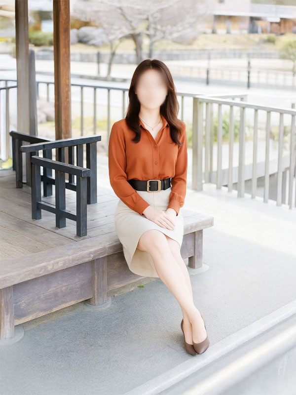 新城 綾乃