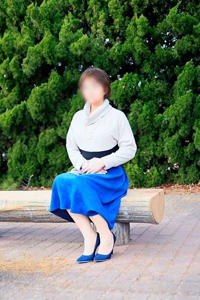 石野ひとみ