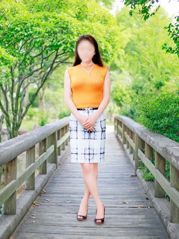 新城 綾乃
