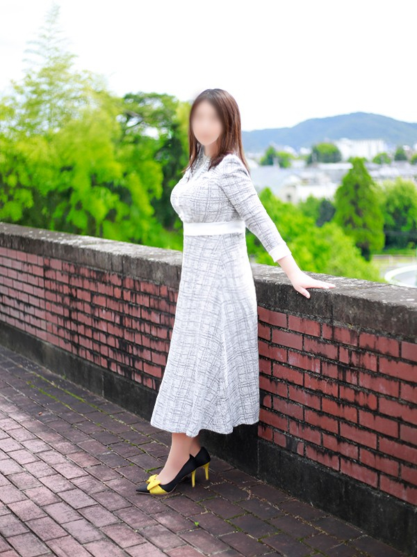 川畑由梨