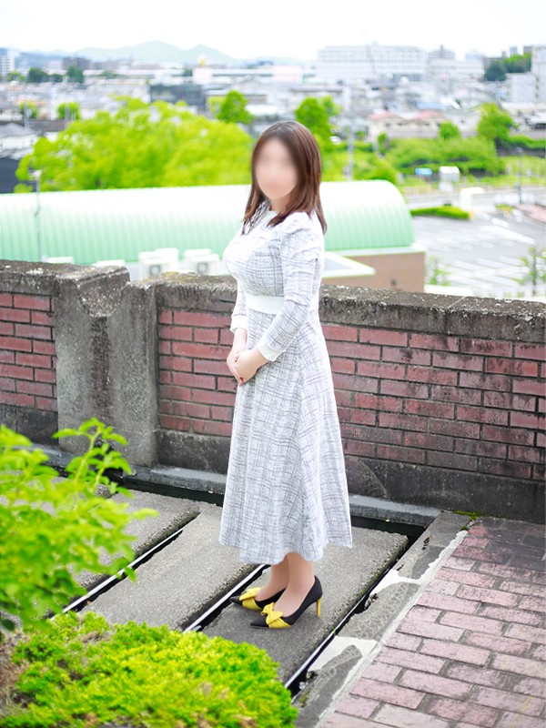 川畑由梨