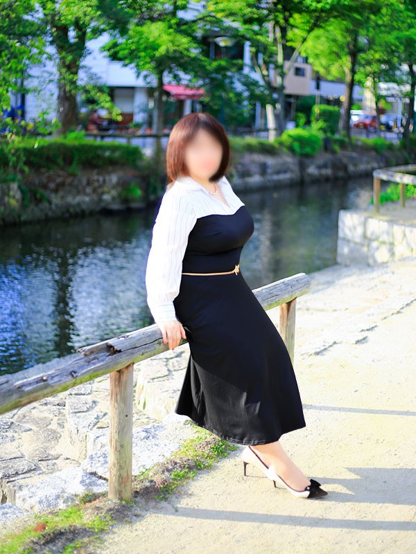 深野 せりな