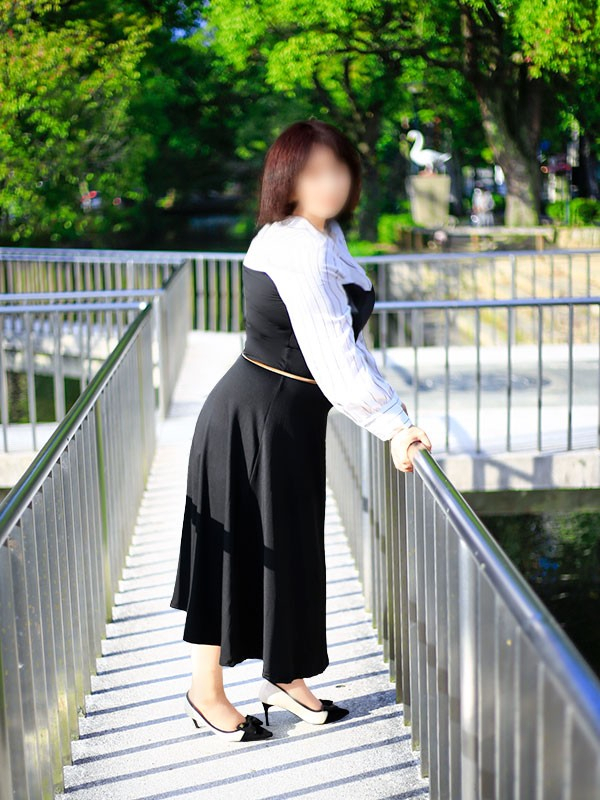 深野 せりな