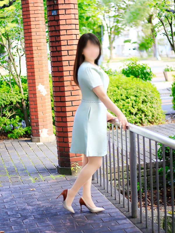 夏目ちひろ
