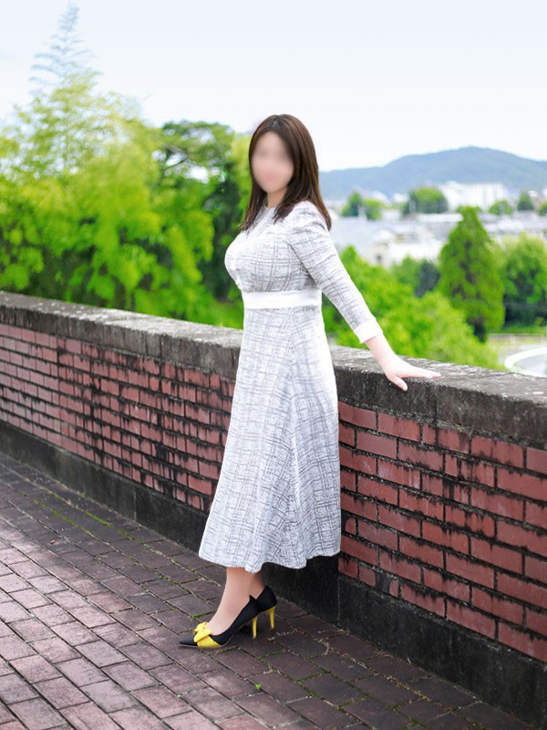 川畑由梨