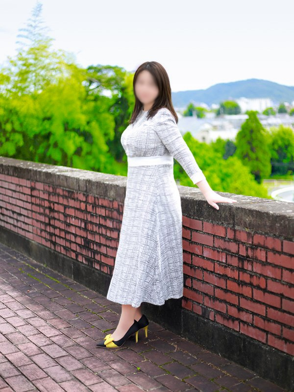 川畑由梨