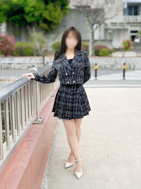 新田ありな