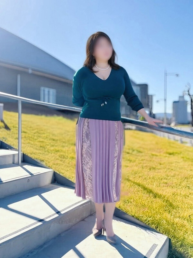 中岡早紀