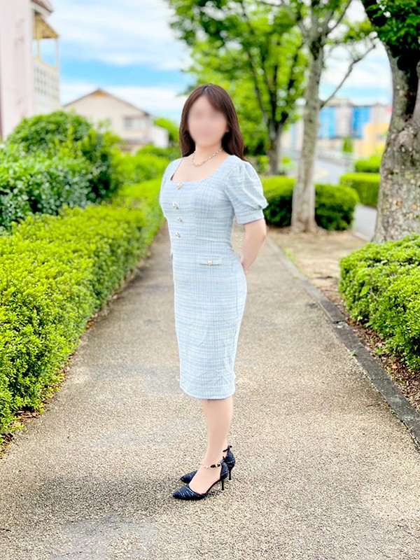 夏目ちひろ