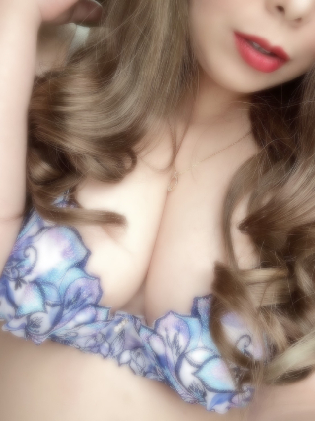 はるあ☆Regular（岡山人妻デリヘル Lip Kiss）