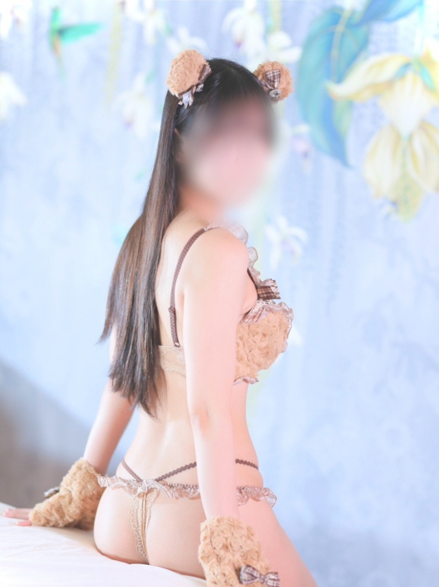 あいす（清楚系アイドル）（LOVEろけっと　～イマドキ素人系～）