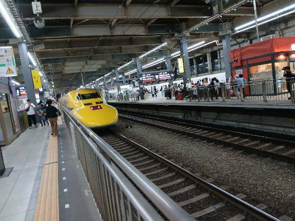 昨日はドクターイエローを