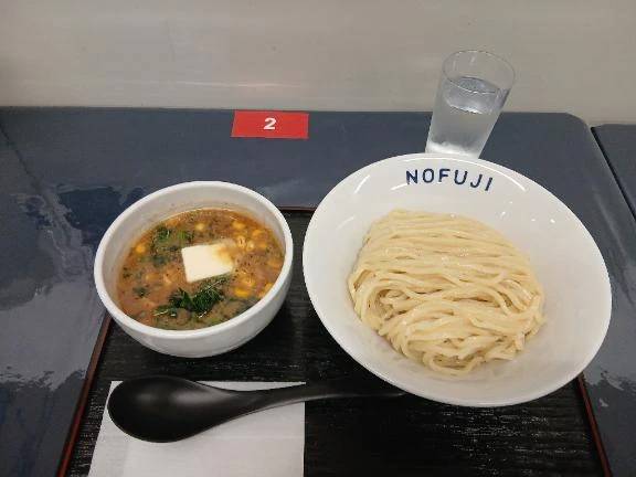 限定100食の