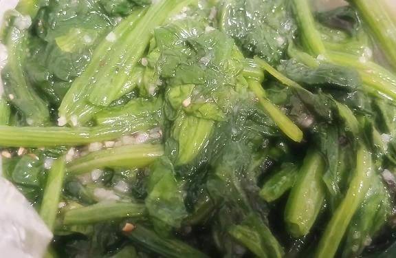 ほうれん草を久しぶりに買い